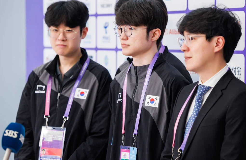 他在做什么 他在做什么