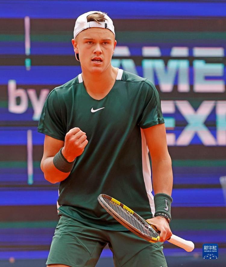 但也为他和 但也为他和